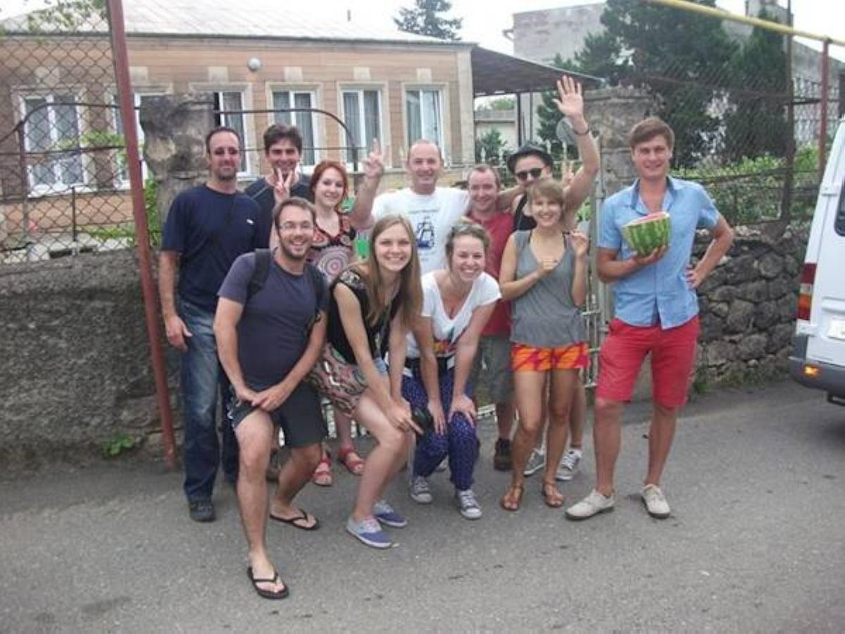 Giorgi'S Homestay Kutaisi Bagian luar foto